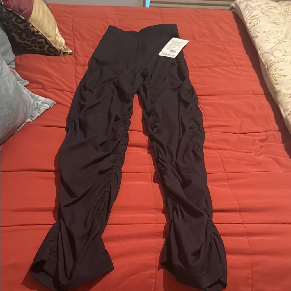 Lululemon Dance Studio Slim Fit HR Flared Paints